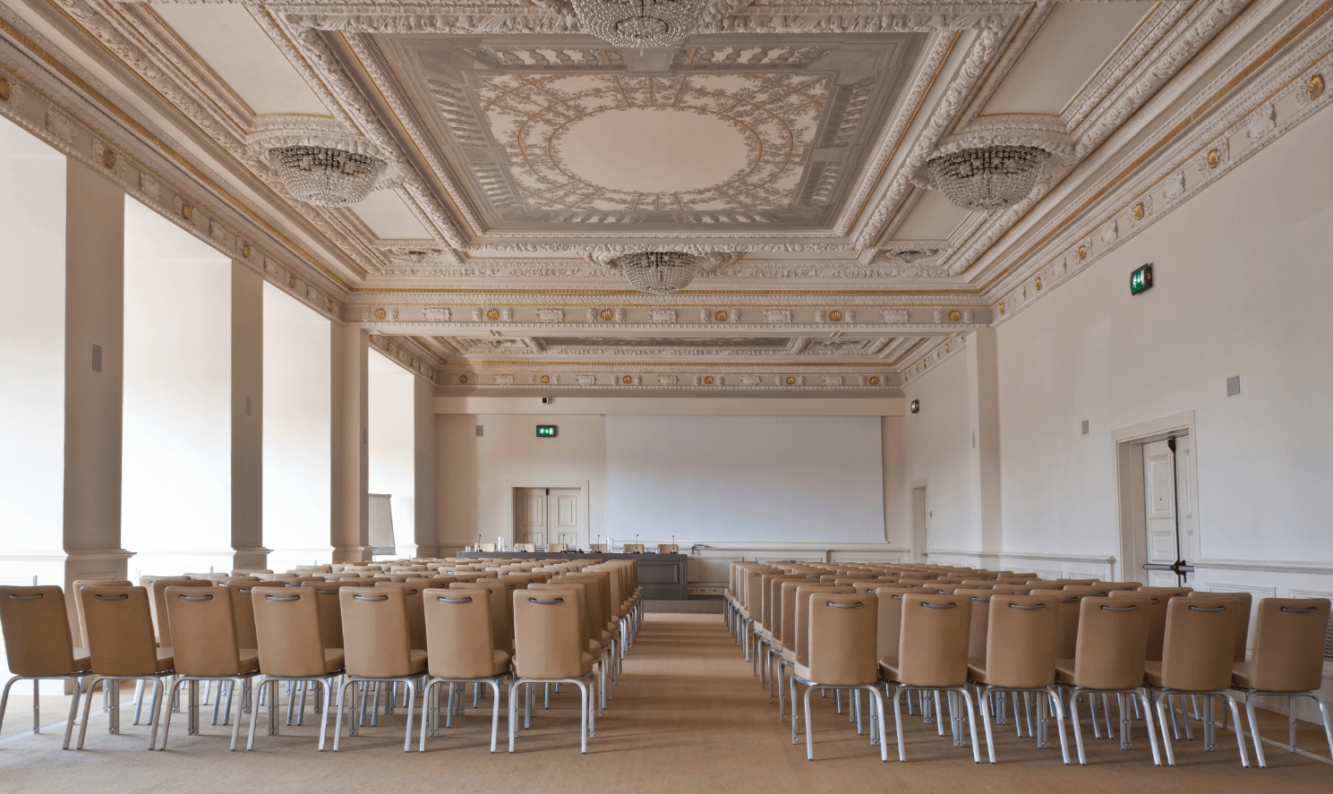 Savoia Excelsior Palace Trieste sala congressi.jpg
