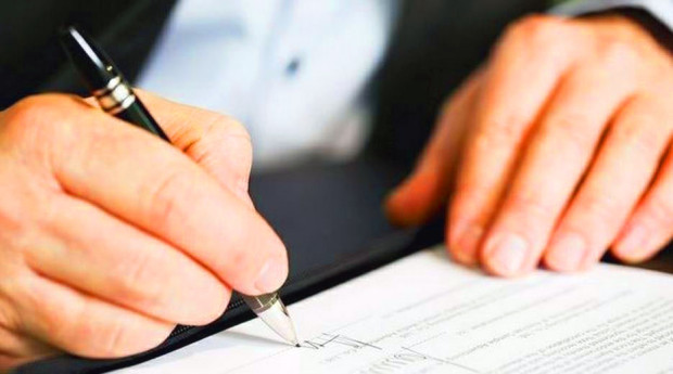 Firma contratto