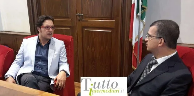 Intervista a Francesco Caruso - logo