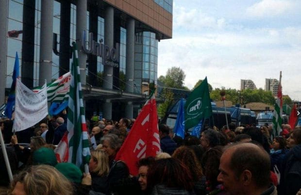 Manifestazione OO.SS. sede Unipol Gruppo - 28 aprile 2016
