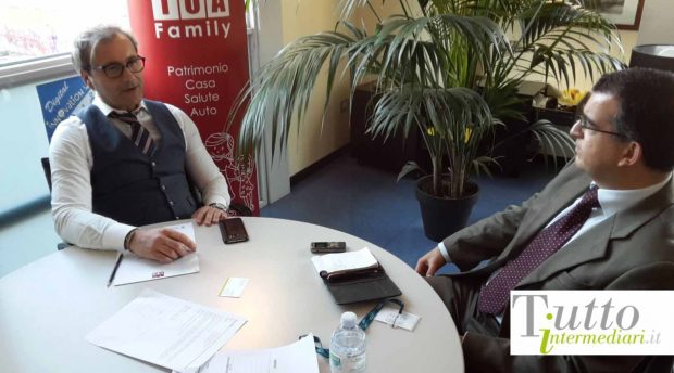 Intervista con Roberto Gossi con logo