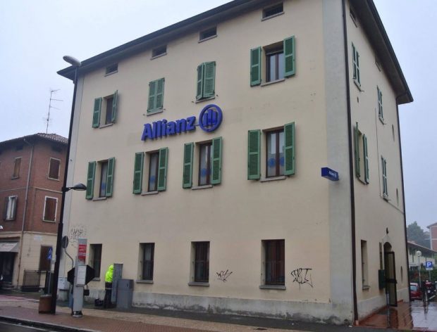 Agenzia Allianz - viale Regina Margherita a Reggio Emilia